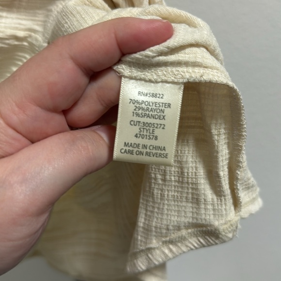 NWT Max Studio Tied Short Sleeve Oversized Fit Top in Eggshell - Picture 10 of 12